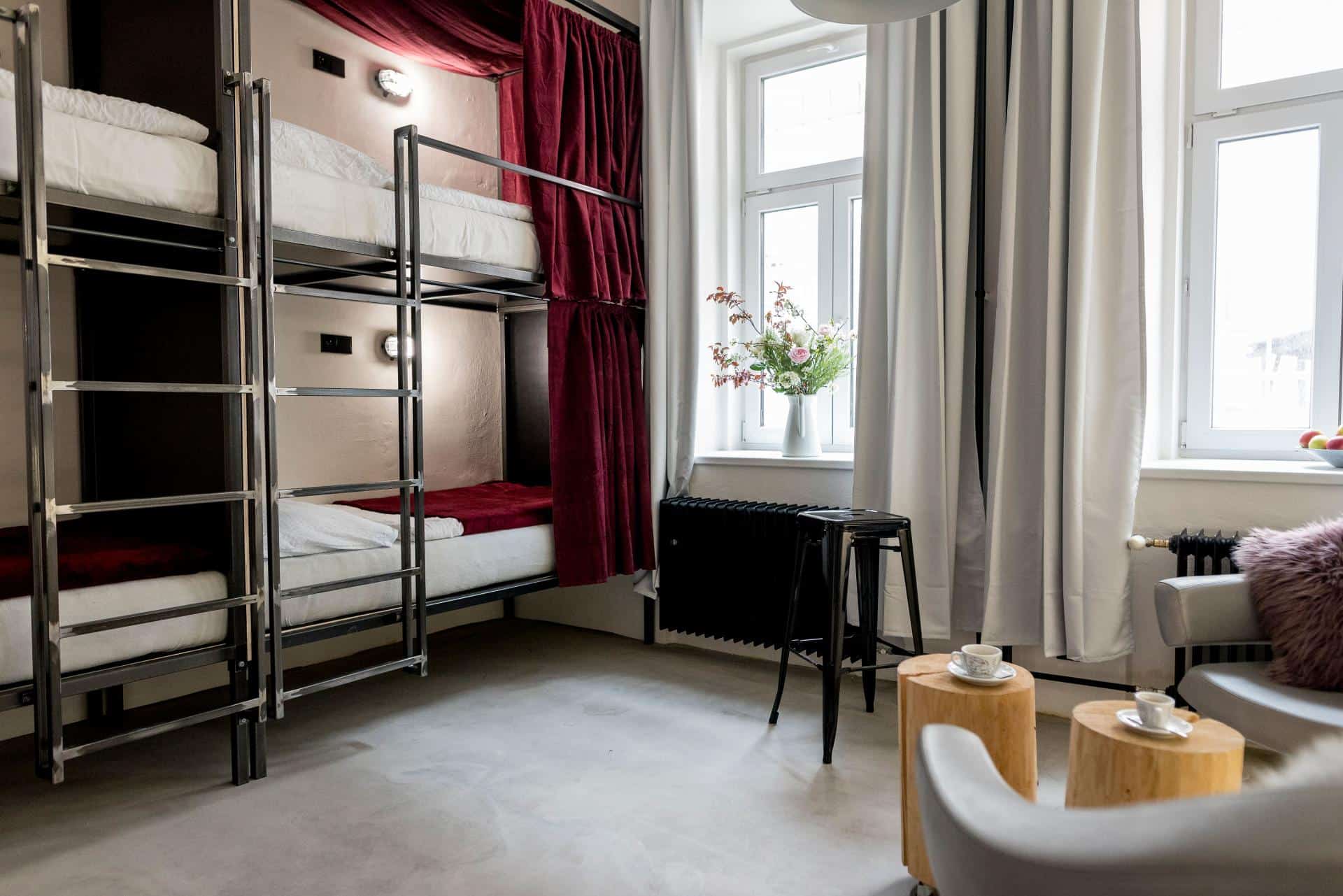 Как выбрать идеальный хостел: практическое руководство для путешественников